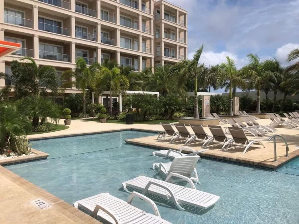 Beautiful Apartment In Eagle Beach Levent Palm Beach Buitenkant foto