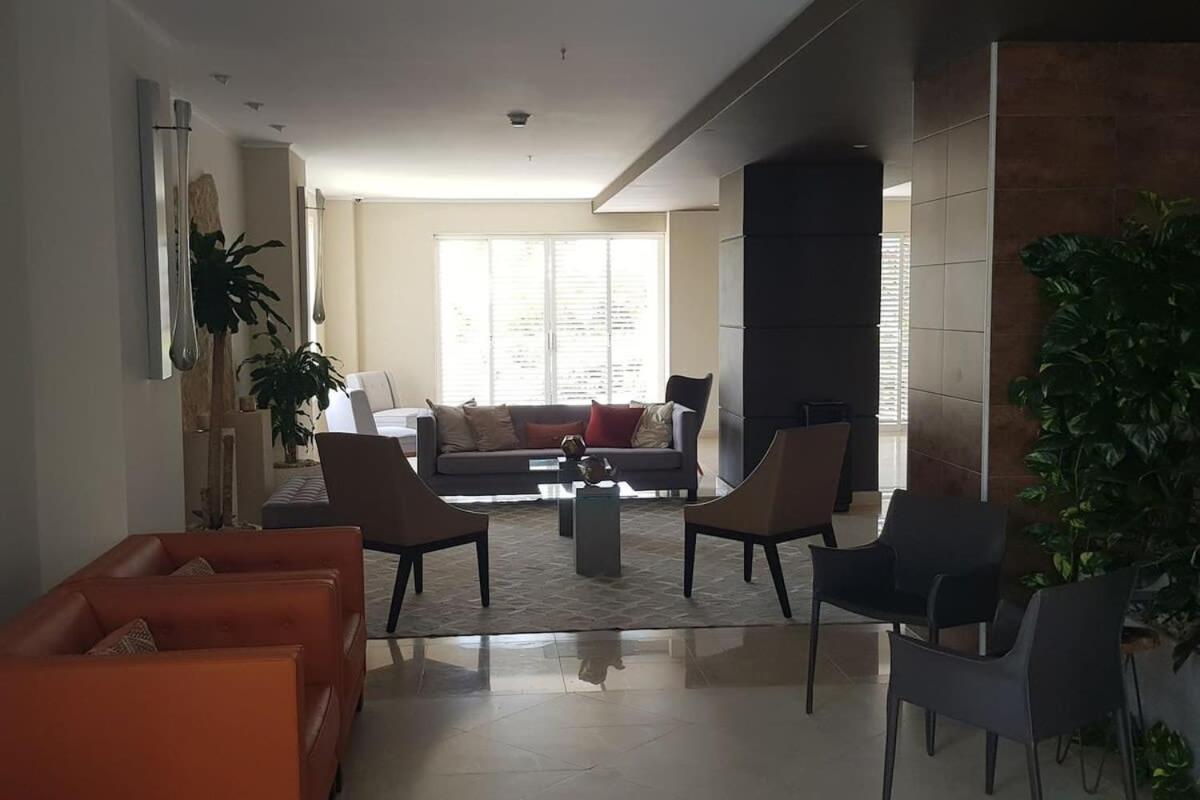 Beautiful Apartment In Eagle Beach Levent Palm Beach Buitenkant foto