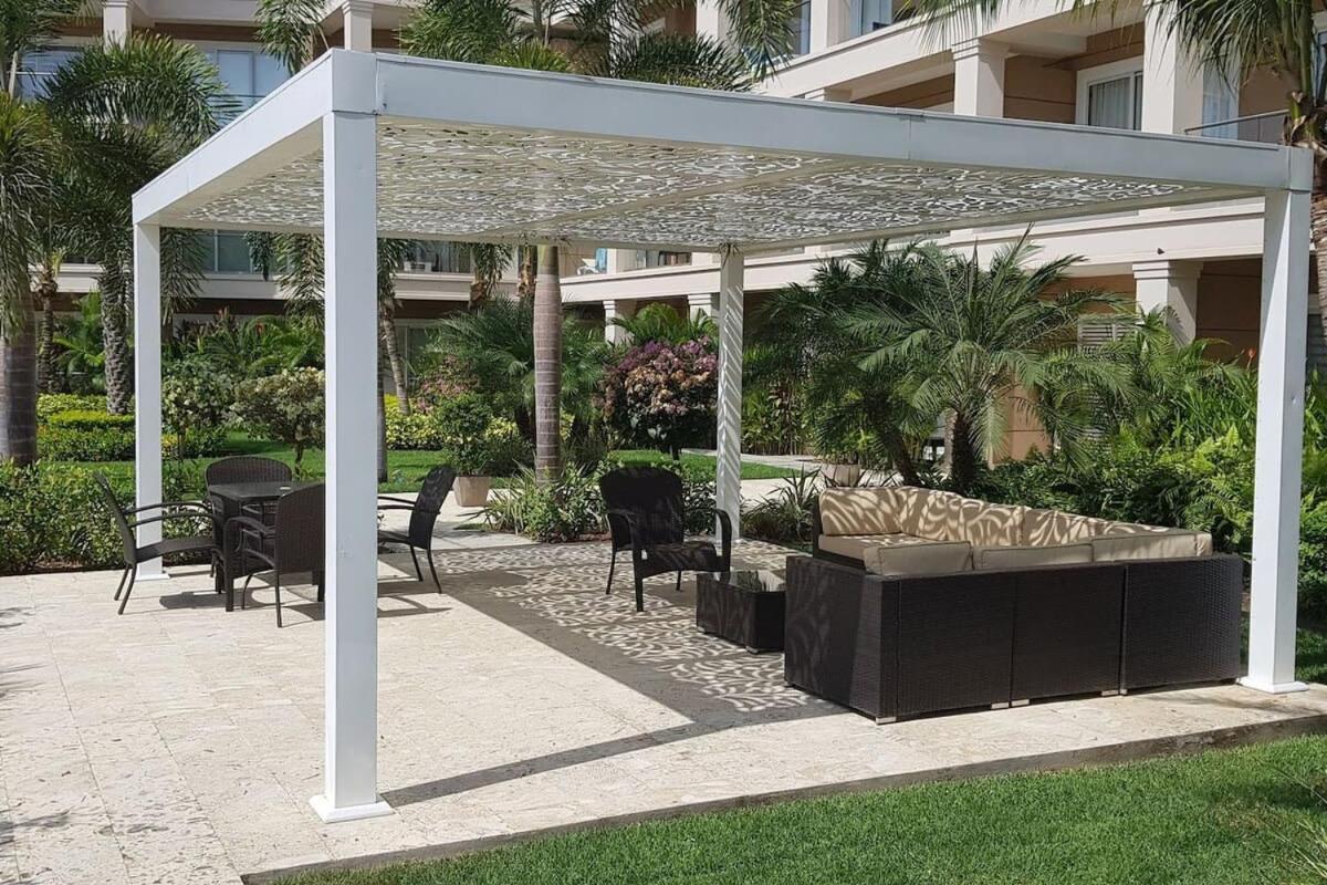 Beautiful Apartment In Eagle Beach Levent Palm Beach Buitenkant foto