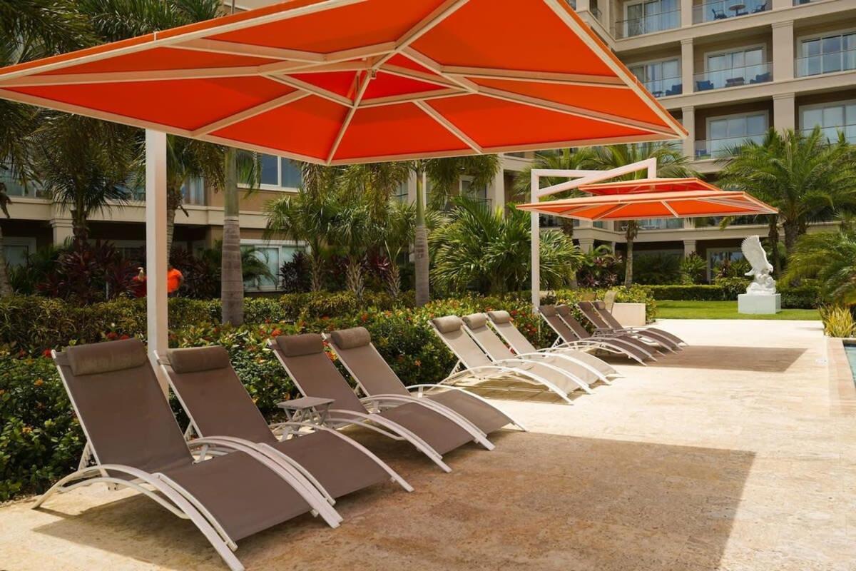 Beautiful Apartment In Eagle Beach Levent Palm Beach Buitenkant foto